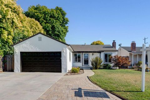 Featured picture for the property ML82012406