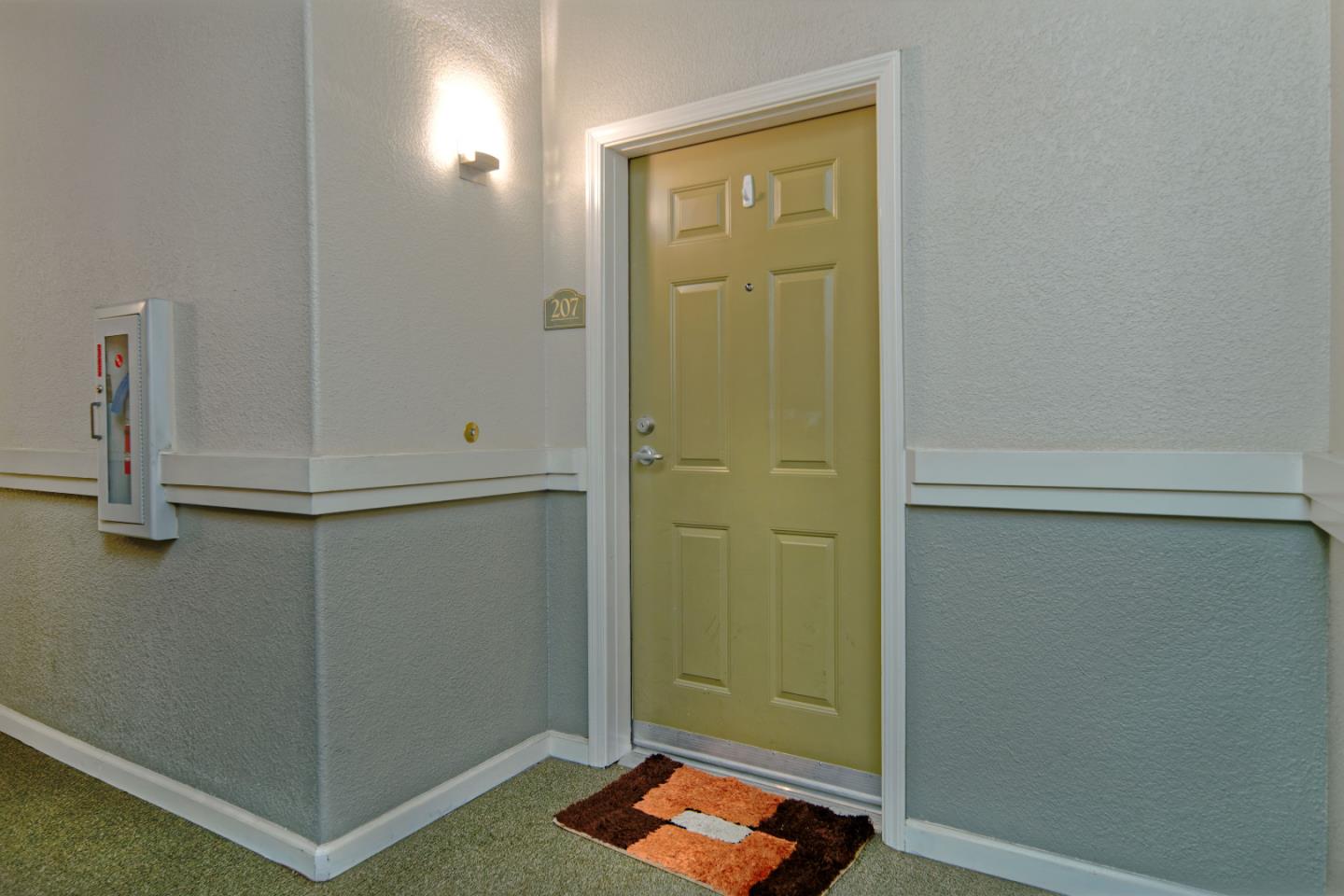 516 Martha Street 207