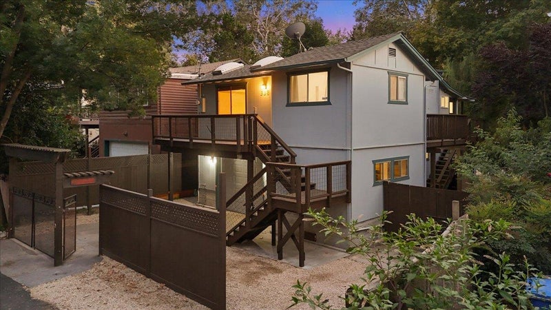 338 River Road
