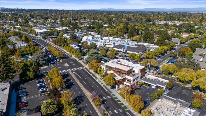 4115 El Camino Real