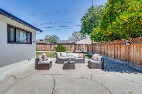 Tiny photo for 3445 Kenyon Drive, SANTA CLARA, CA 95051 (MLS # ML82052487)