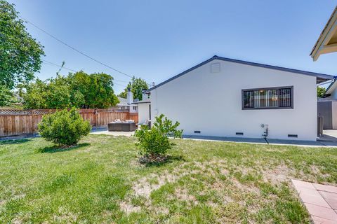 Tiny photo for 3445 Kenyon Drive, SANTA CLARA, CA 95051 (MLS # ML82052487)