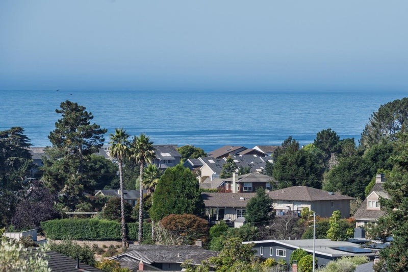 255 Thunderbird Drive