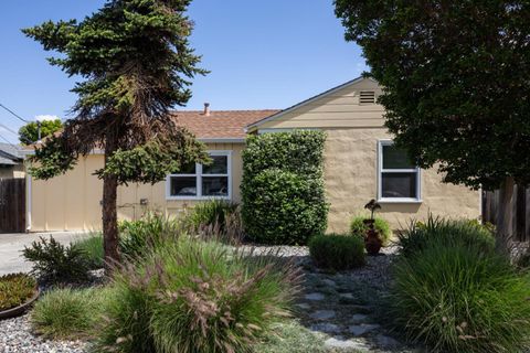 Photo of 328 Stowell Avenue, SUNNYVALE, CA 94085 (MLS # ML82044615)