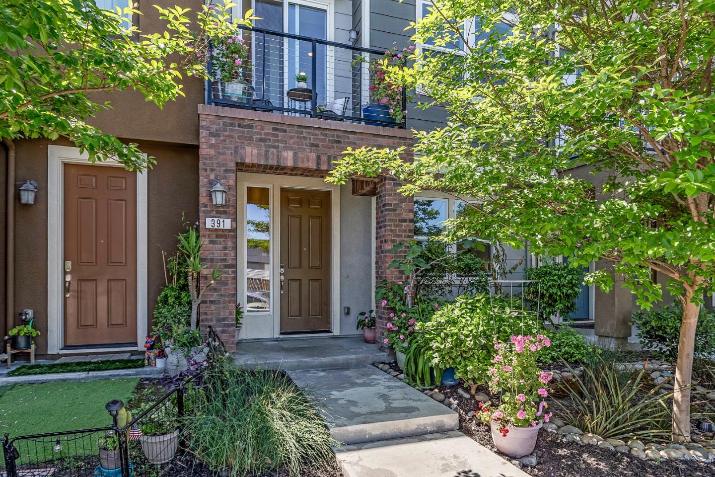 391 Charles Morris Terrace