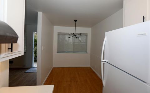 Tiny photo for 1124 Hollywood Avenue #3, OAKLAND, CA 94602 (MLS # ML82027437)