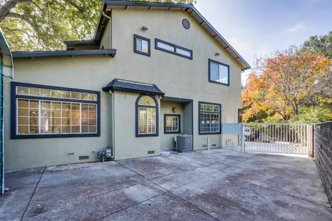 827 Creekside Place, Santa Clara, CA 95051 - #: ML82029209