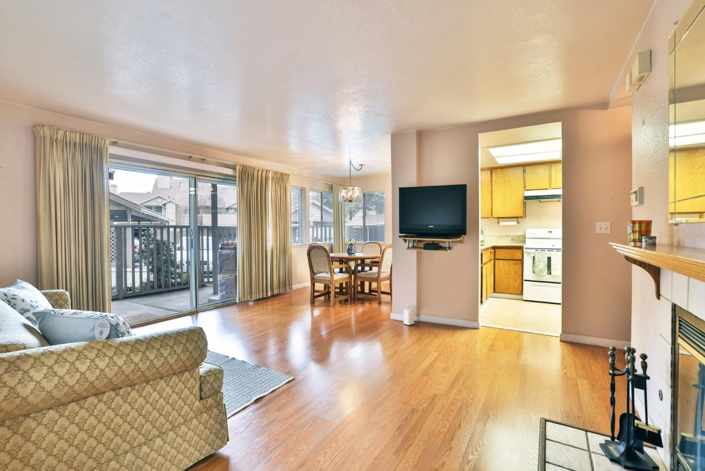 2501 Jubilee Lane