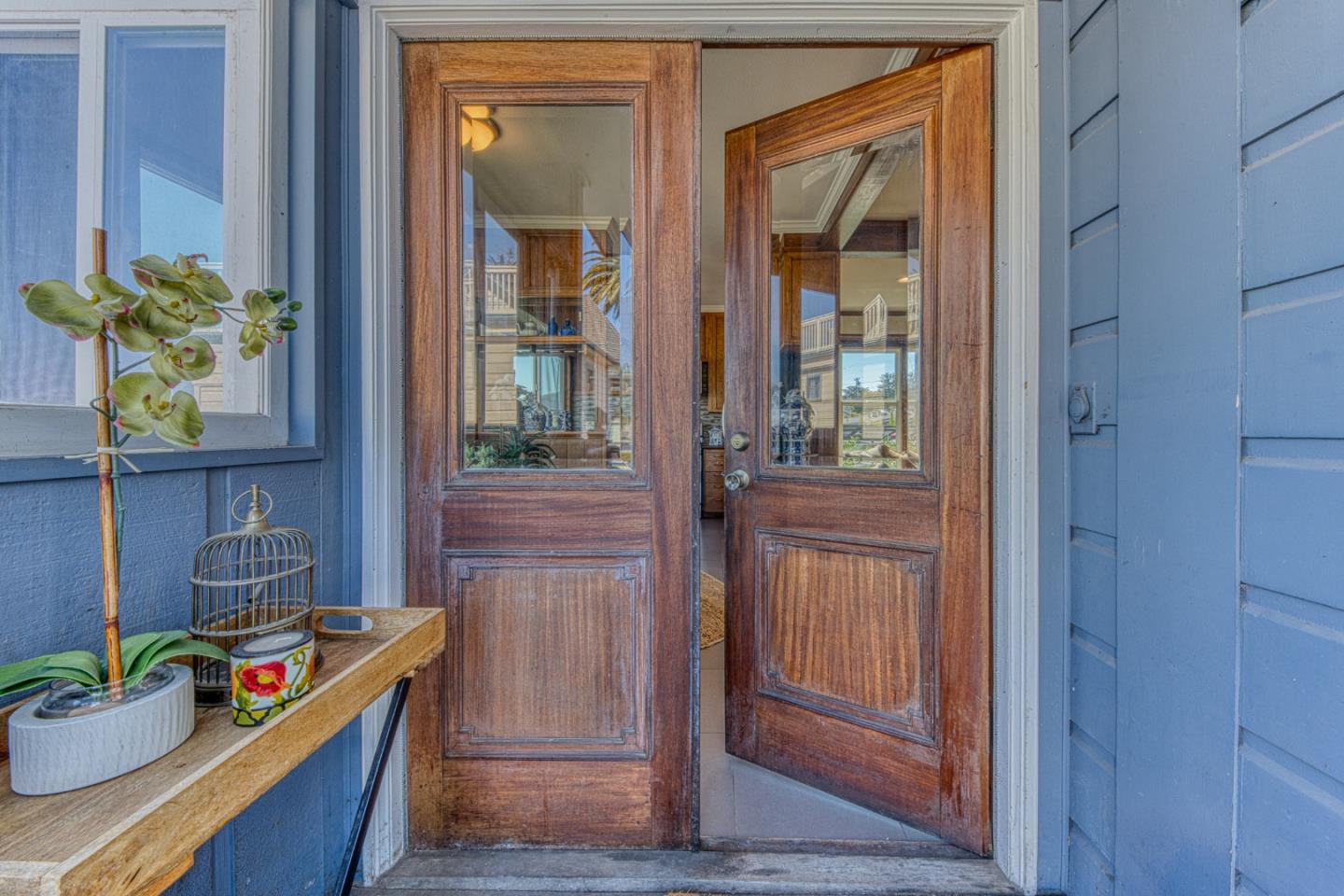 953 West Franklin Street