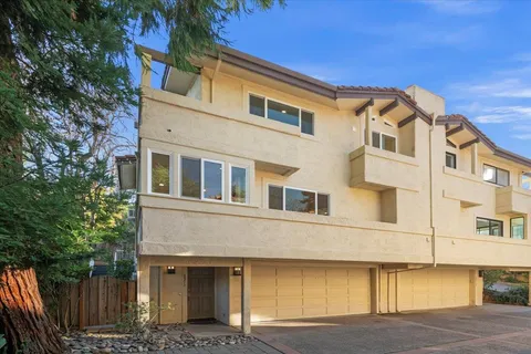 20713 Saint Charles Street, Saratoga, CA 95070 - #: ML82031426