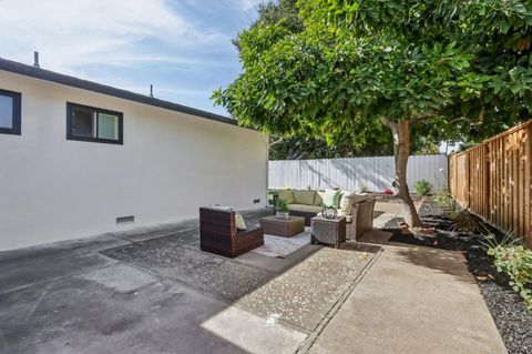 Tiny photo for 33359 University Drive, Union City, CA 94587 (MLS # ML82031863)
