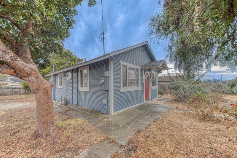 944 Sonoma Avenue