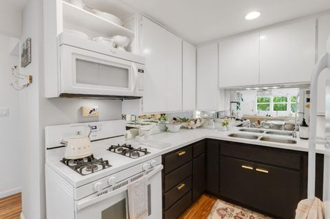 Tiny photo for 843 W I Street, BENICIA, CA 94510 (MLS # ML82053025)