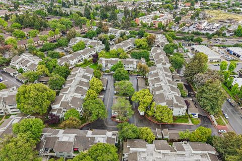 Tiny photo for 3674 Oakwood Terrace #203, FREMONT, CA 94536 (MLS # ML82044001)