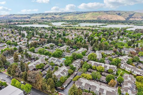 Tiny photo for 3674 Oakwood Terrace #203, FREMONT, CA 94536 (MLS # ML82044001)