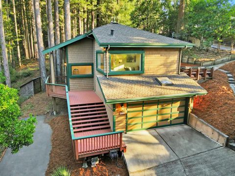 Photo of 620 Condor Avenue, BEN LOMOND, CA 95005 (MLS # ML82024187)