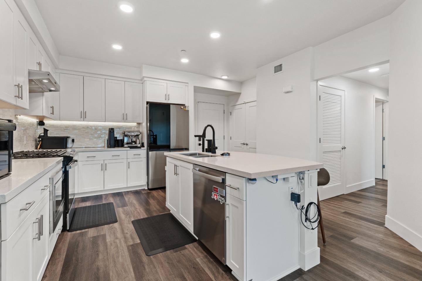 1853 Almaden Road 504