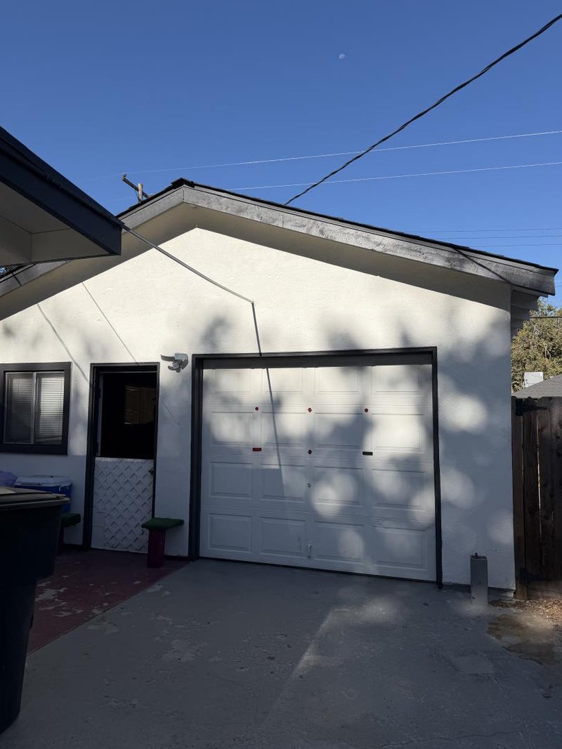 208 Yosemite Avenue