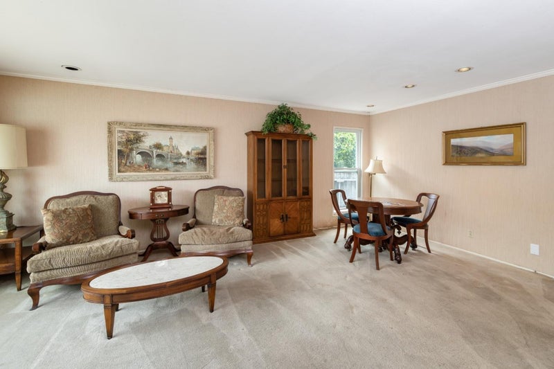 138 Woodcrest Place