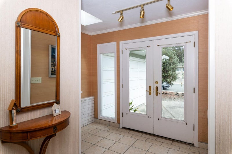 138 Woodcrest Place