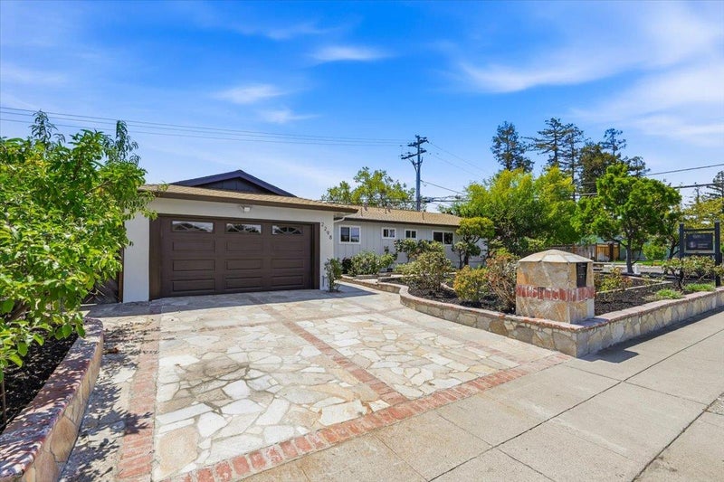2298 Sunrise Drive