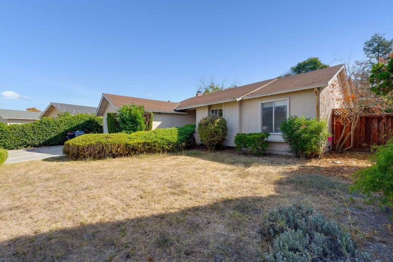 738 El Sereno Drive