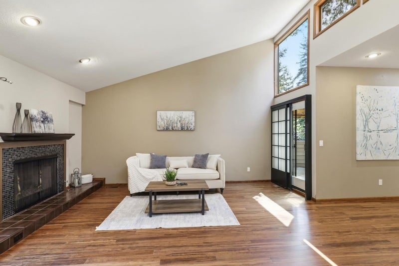 106 Carbonera Drive