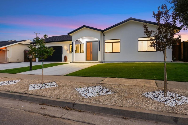 5559 Marquette Drive