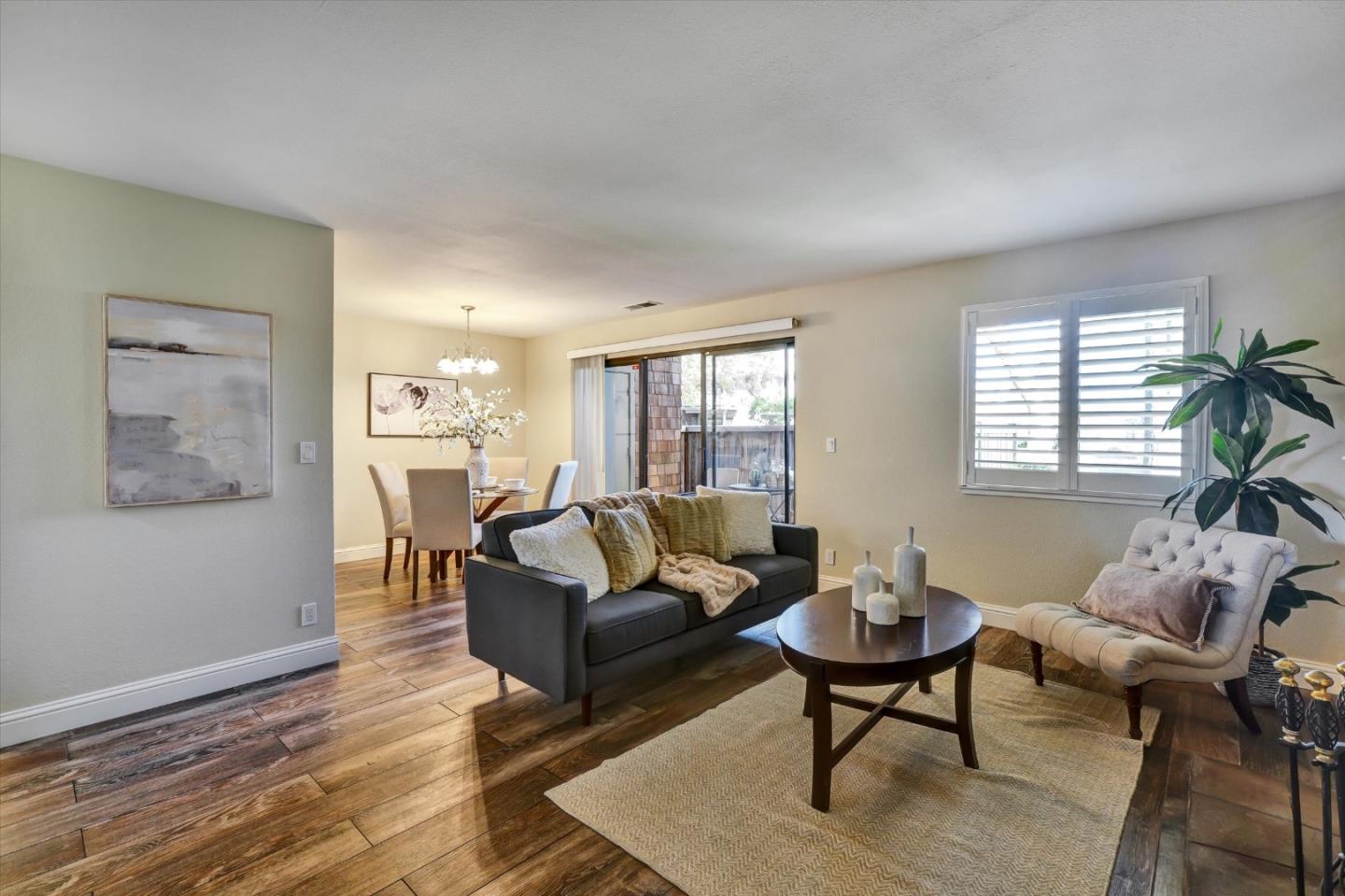 2203 LaTerrace Circle