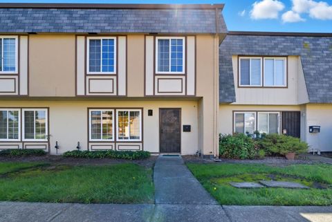 Photo of 2421 Arf Avenue, HAYWARD, CA 94545 (MLS # ML82023970)
