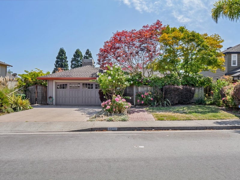 4456 Merlin Way