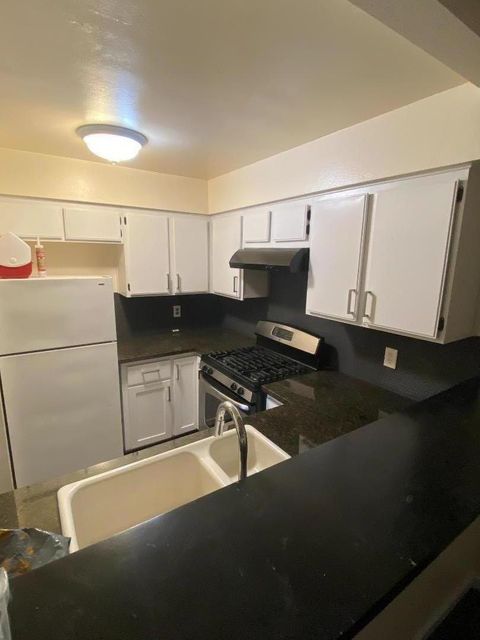 Tiny photo for 4860 E Lane Avenue #104, FRESNO, CA 93727 (MLS # ML82026618)