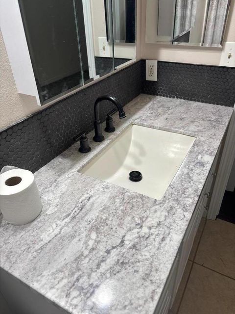 Tiny photo for 4860 E Lane Avenue #104, FRESNO, CA 93727 (MLS # ML82026618)