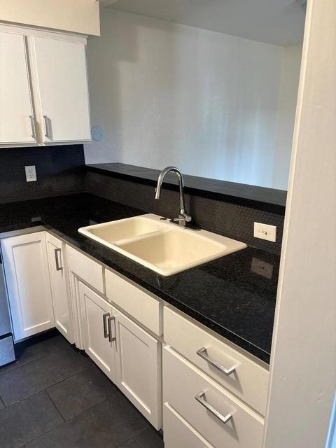 Tiny photo for 4860 E Lane Avenue #104, FRESNO, CA 93727 (MLS # ML82026618)