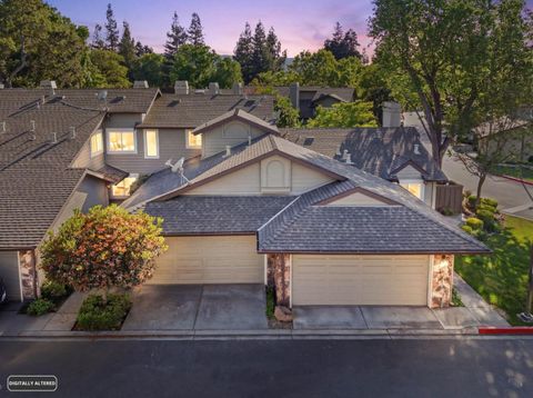 Photo of 4824 River Trail Court, SAN JOSE, CA 95136 (MLS # ML82042225)