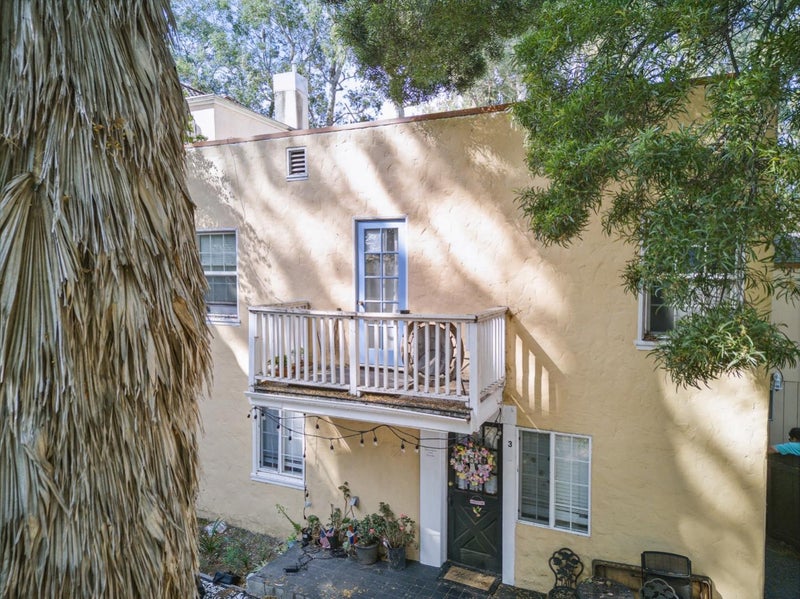 824 El Camino Real