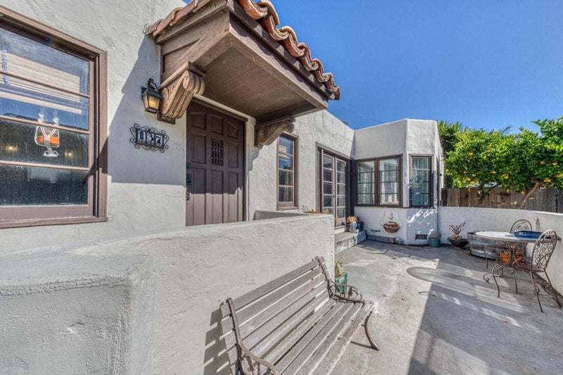 137 Maple Street