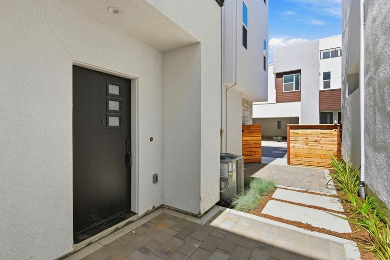 225 Honeydew Court