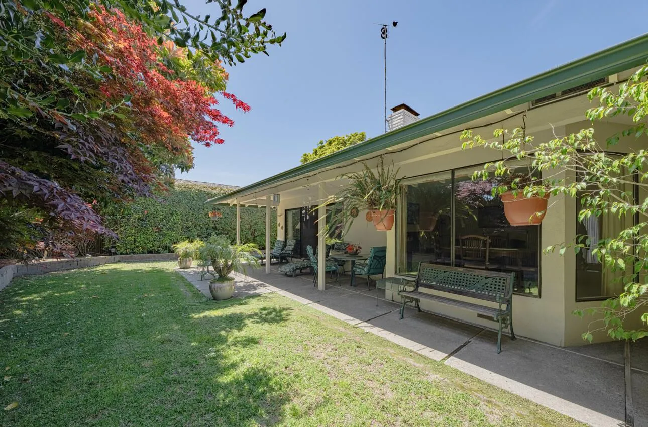 Salinas, California 93901, United States, 3 Bedrooms Bedrooms, ,3 BathroomsBathrooms,Residential,Active,127289