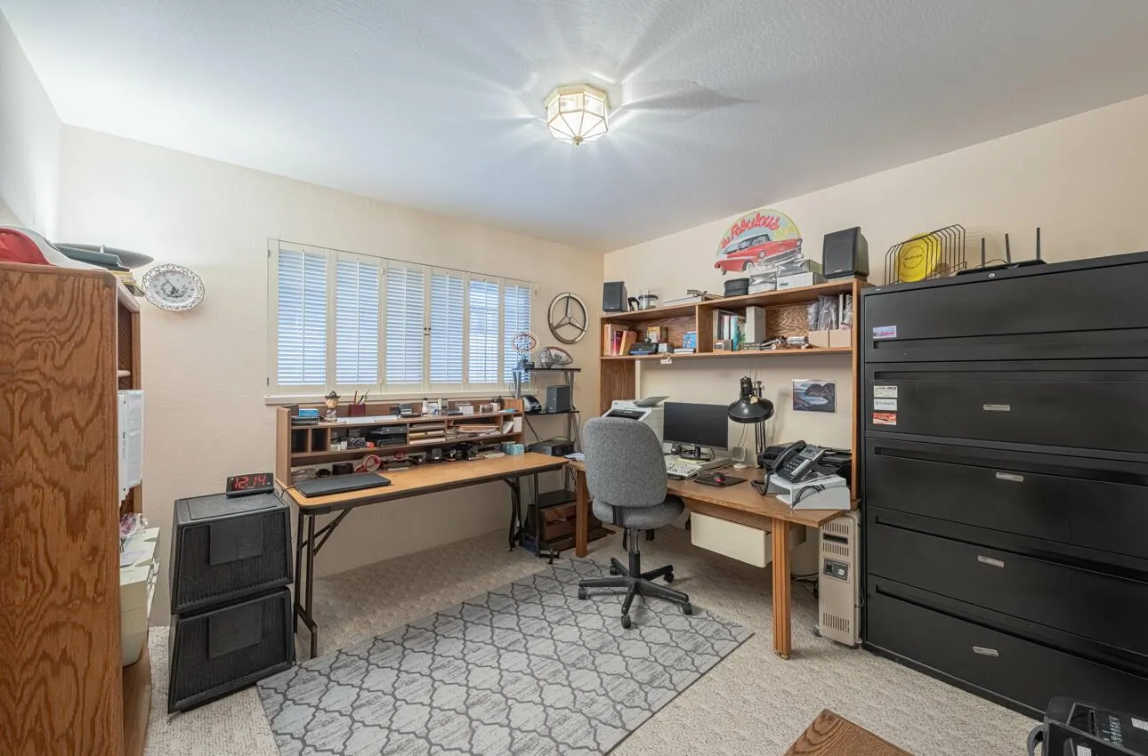 Salinas, California 93901, United States, 3 Bedrooms Bedrooms, ,3 BathroomsBathrooms,Residential,Active,127289