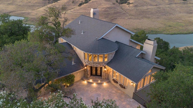 17864 Holiday Drive