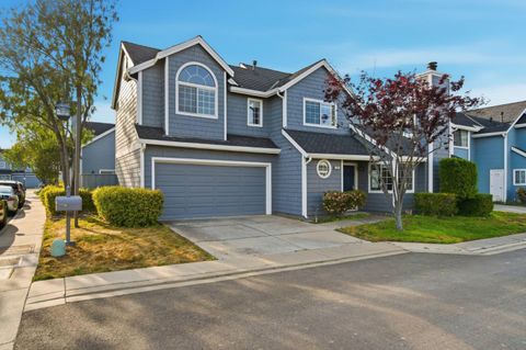 Photo of 114 Williams Lane, FOSTER CITY, CA 94404 (MLS # ML82041238)