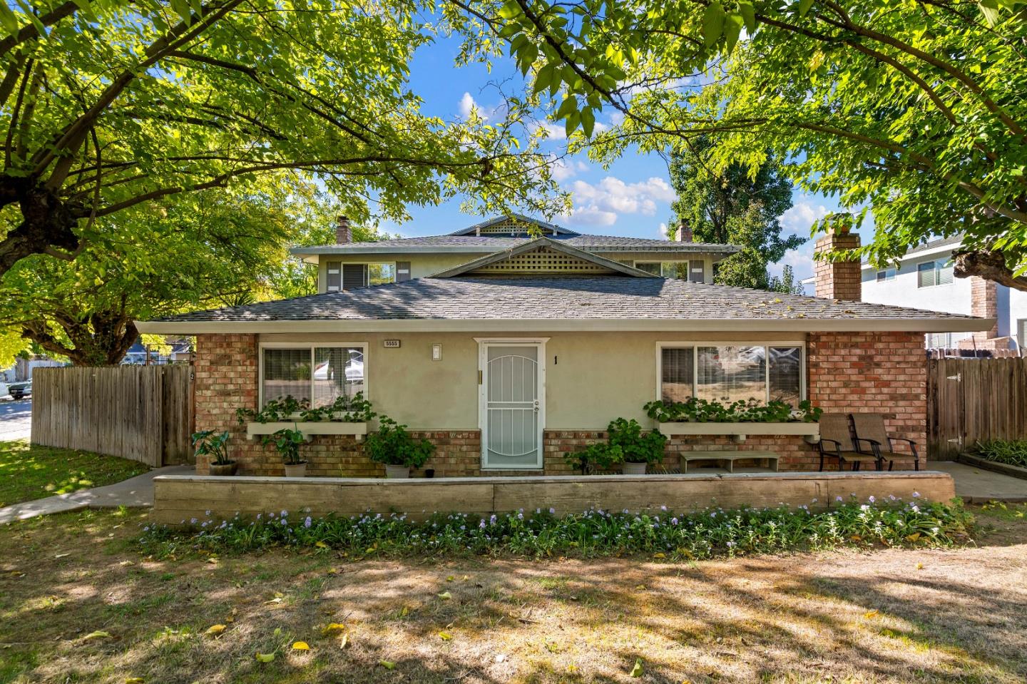 5555 Keoncrest Circle