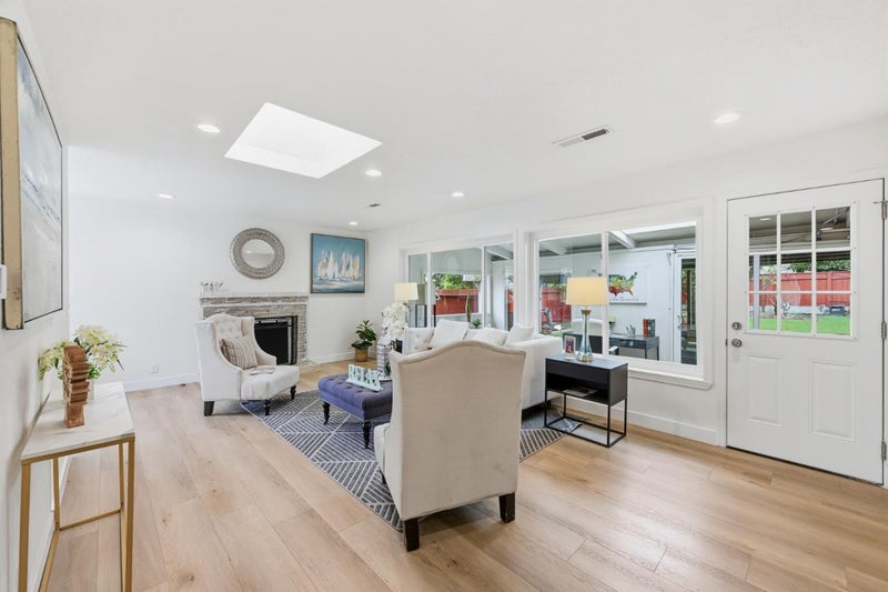 2994 Rustic Drive
