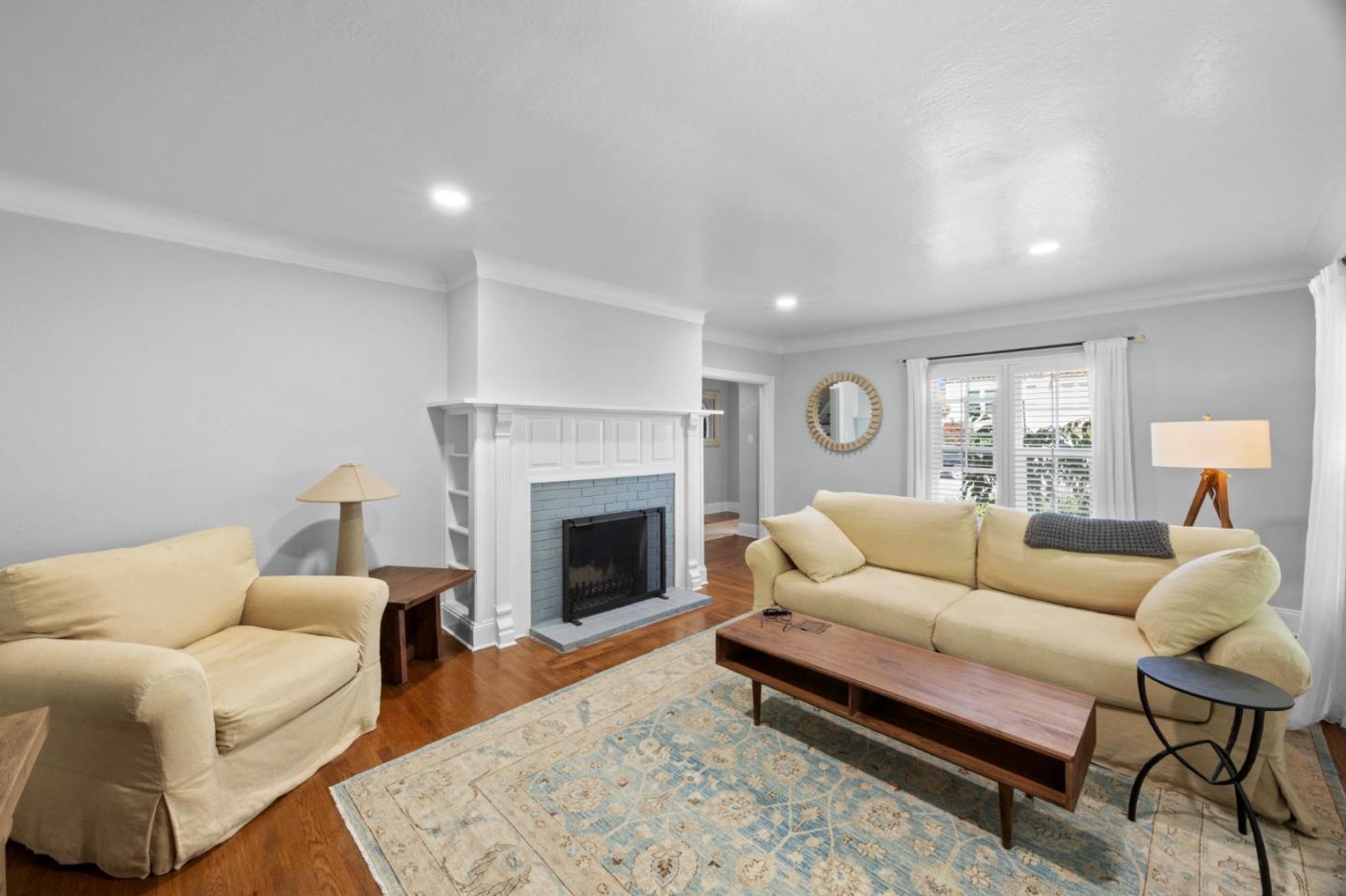 555 Begier Avenue