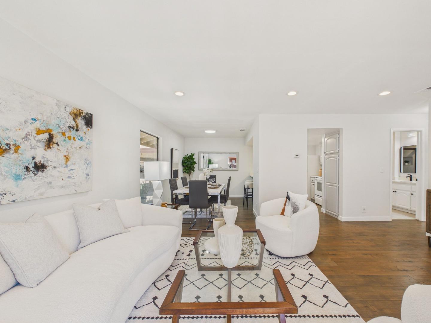 215 Red Oak Drive