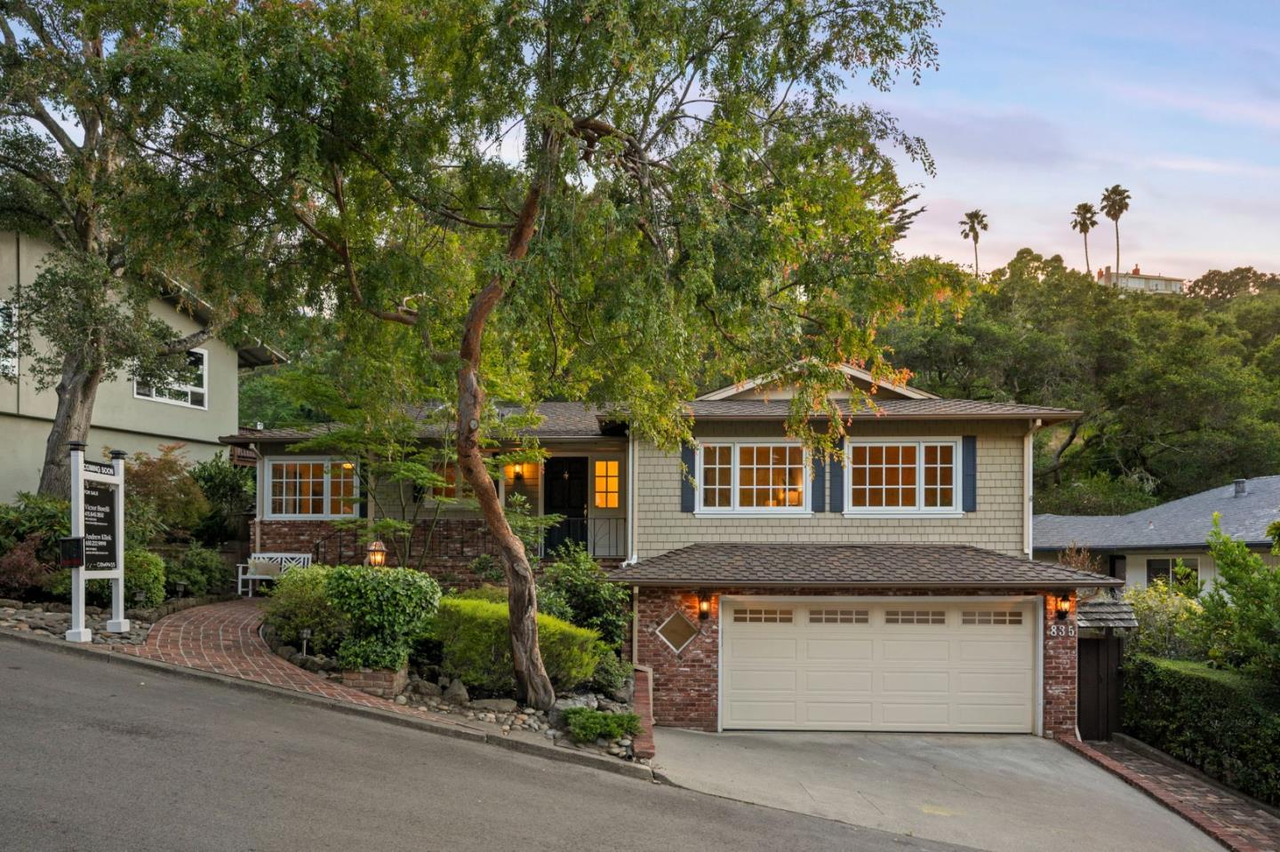 835 Vista Grande
