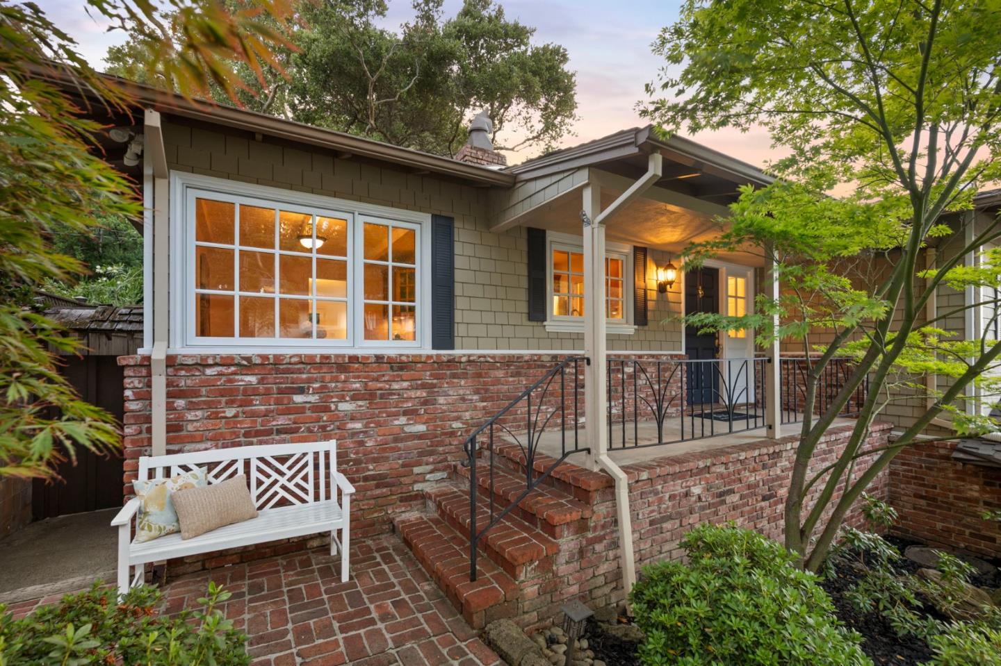 835 Vista Grande