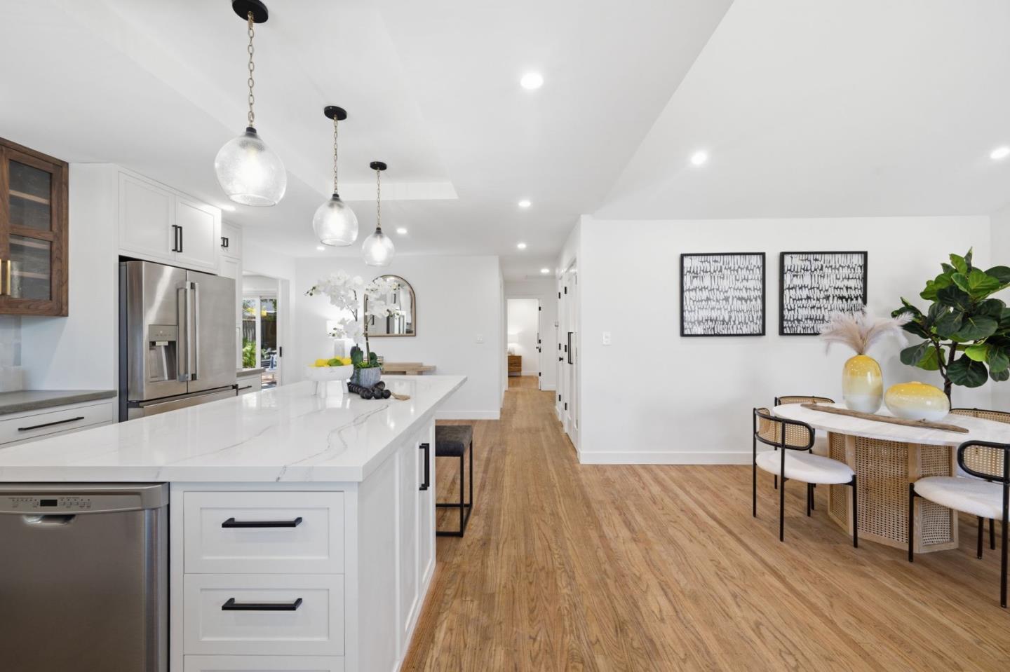 2948 Rustic Drive