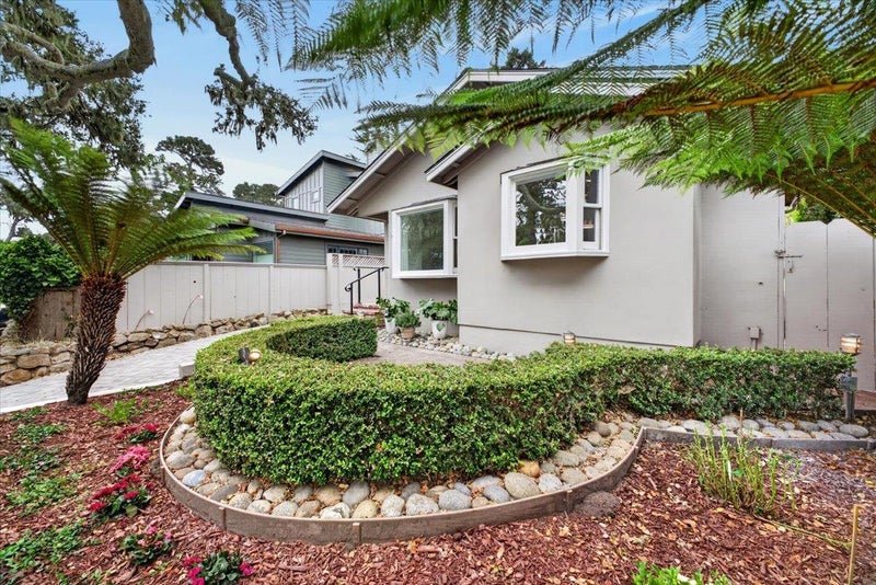 1107 David Avenue